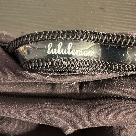 Lululemon Invigorate High-Rise Tight - Size 4 - Picture 10 of 12